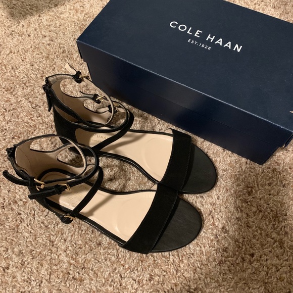 COLE HAAN suede sandal - Picture 7 of 7